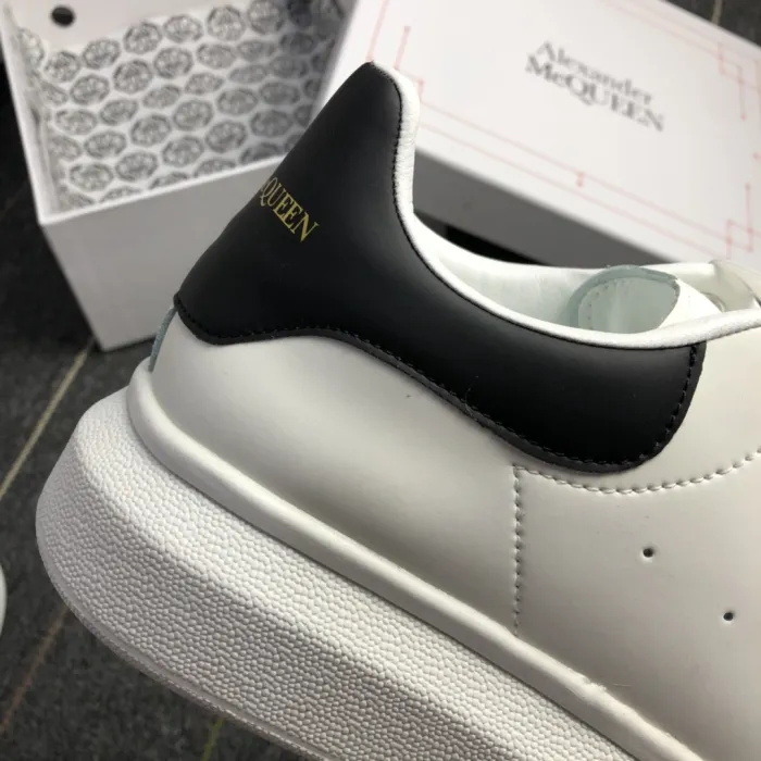 Alexander McQueen Oversized Ivory Black