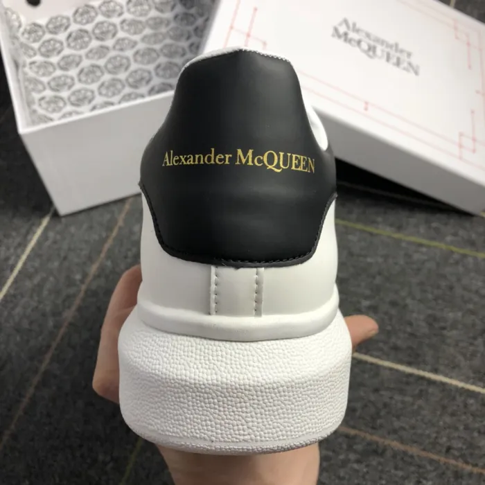 Alexander McQueen Oversized Ivory Black