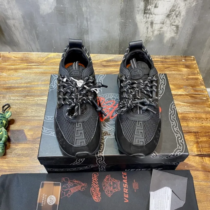 Versace Chain Reaction Black