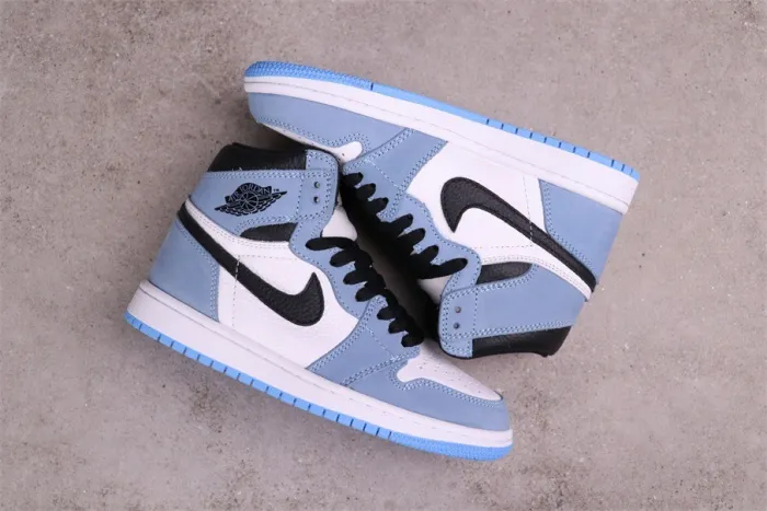 Jordan 1 Retro High White University Blue Black